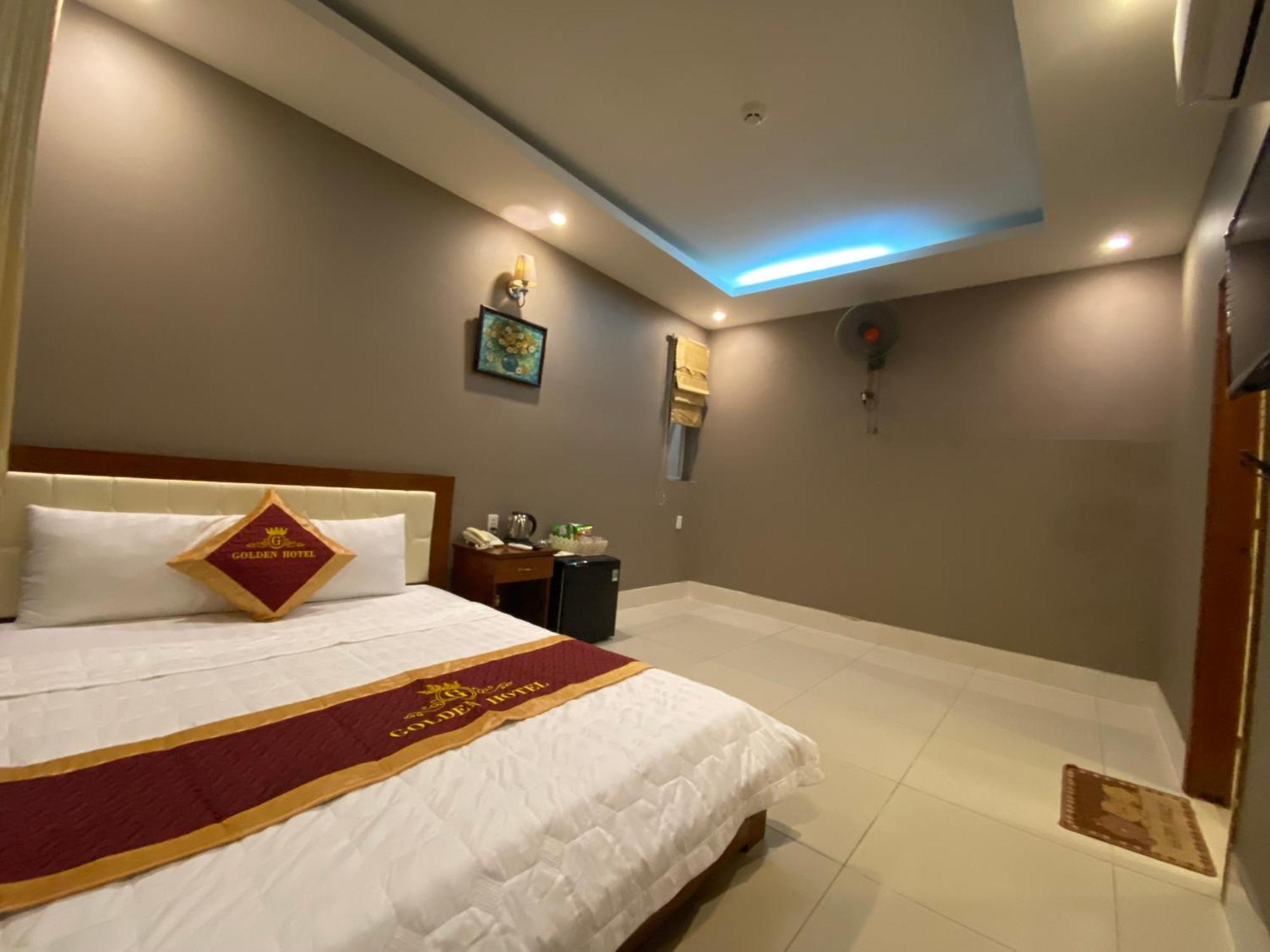 Golden Hotel Вунг Тау Екстериор снимка